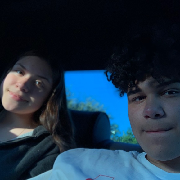 Meet your Posher, Alejandro - Picture 1 of 1